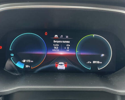 Белый Рено Зое, объемом двигателя 0 л и пробегом 89 тыс. км за 12350 $, фото 19 на Automoto.ua