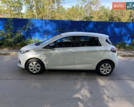 Белый Рено Зое, объемом двигателя 0 л и пробегом 47 тыс. км за 13999 $, фото 5 на Automoto.ua