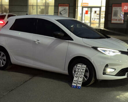Белый Рено Зое, объемом двигателя 0 л и пробегом 44 тыс. км за 12950 $, фото 4 на Automoto.ua