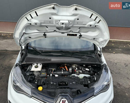 Білий Рено Зое, об'ємом двигуна 0 л та пробігом 36 тис. км за 12400 $, фото 18 на Automoto.ua