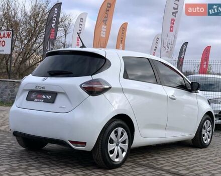 Белый Рено Зое, объемом двигателя 0 л и пробегом 66 тыс. км за 12499 $, фото 12 на Automoto.ua