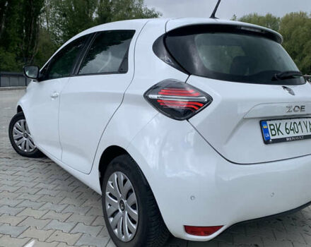 Рено Зое 2020 в Ровно на Automoto.ua Белый Рено Зое, объемом двигателя 0 л и пробегом 74 тыс. км за 12599 $, фото 1 на Automoto.ua