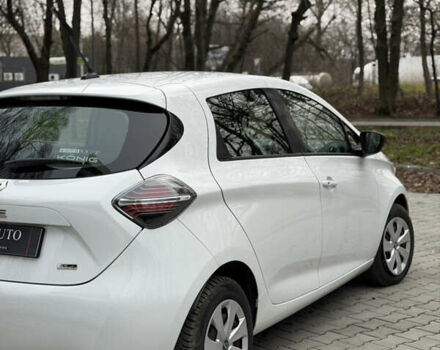 Білий Рено Зое, об'ємом двигуна 0 л та пробігом 28 тис. км за 12222 $, фото 14 на Automoto.ua