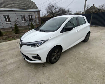 Белый Рено Зое, объемом двигателя 0 л и пробегом 94 тыс. км за 12400 $, фото 2 на Automoto.ua