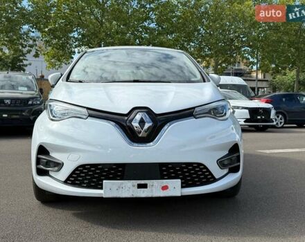 Белый Рено Зое, объемом двигателя 0 л и пробегом 65 тыс. км за 13300 $, фото 1 на Automoto.ua