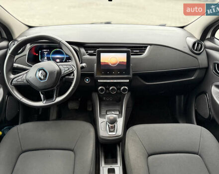 Білий Рено Зое, об'ємом двигуна 0 л та пробігом 85 тис. км за 10900 $, фото 3 на Automoto.ua