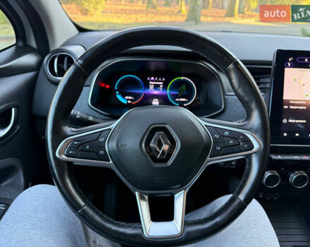 Белый Рено Зое, объемом двигателя 0 л и пробегом 118 тыс. км за 12900 $, фото 18 на Automoto.ua