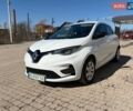 Белый Рено Зое, объемом двигателя 0 л и пробегом 68 тыс. км за 11400 $, фото 1 на Automoto.ua