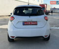 Белый Рено Зое, объемом двигателя 0 л и пробегом 93 тыс. км за 11500 $, фото 4 на Automoto.ua