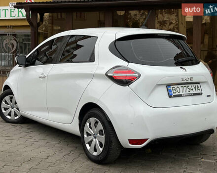 Белый Рено Зое, объемом двигателя 0 л и пробегом 31 тыс. км за 11999 $, фото 17 на Automoto.ua