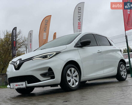 Белый Рено Зое, объемом двигателя 0 л и пробегом 47 тыс. км за 12499 $, фото 1 на Automoto.ua