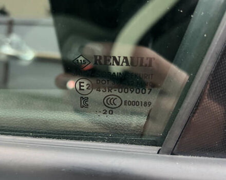 Рено Зое 2020 в Киеве на Automoto.ua Белый Рено Зое, объемом двигателя 0 л и пробегом 78 тыс. км за 12100 $, фото 25 на Automoto.ua