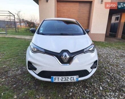 Белый Рено Зое, объемом двигателя 0 л и пробегом 98 тыс. км за 10950 $, фото 6 на Automoto.ua