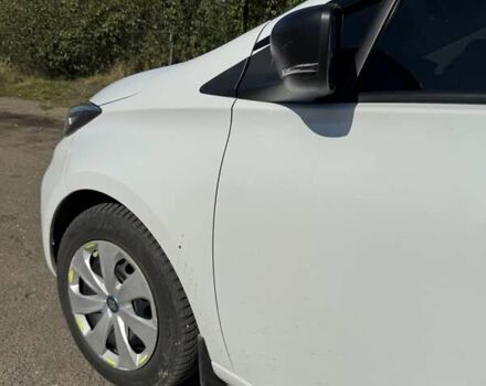 Білий Рено Зое, об'ємом двигуна 0 л та пробігом 41 тис. км за 13200 $, фото 3 на Automoto.ua