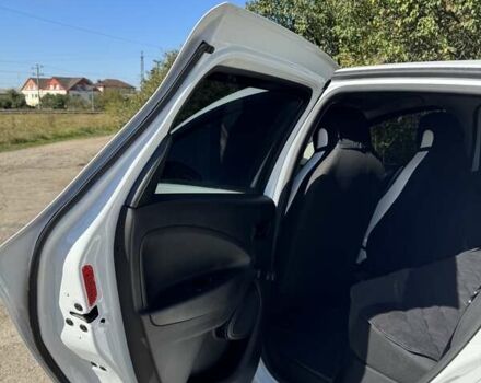Білий Рено Зое, об'ємом двигуна 0 л та пробігом 41 тис. км за 13200 $, фото 18 на Automoto.ua