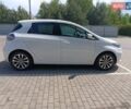 Белый Рено Зое, объемом двигателя 0 л и пробегом 73 тыс. км за 12450 $, фото 17 на Automoto.ua