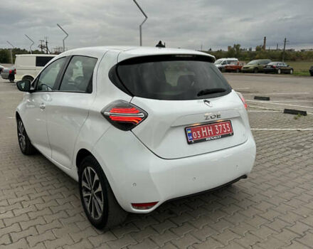 Белый Рено Зое, объемом двигателя 0 л и пробегом 88 тыс. км за 12300 $, фото 8 на Automoto.ua