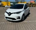 Белый Рено Зое, объемом двигателя 0 л и пробегом 102 тыс. км за 10600 $, фото 1 на Automoto.ua