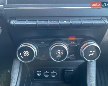 Белый Рено Зое, объемом двигателя 0 л и пробегом 217 тыс. км за 11990 $, фото 24 на Automoto.ua