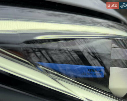 Білий Рено Зое, об'ємом двигуна 0 л та пробігом 28 тис. км за 12222 $, фото 29 на Automoto.ua
