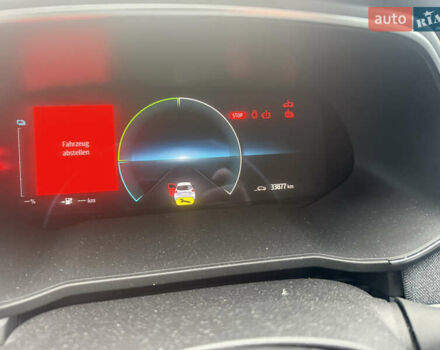 Белый Рено Зое, объемом двигателя 0 л и пробегом 33 тыс. км за 6950 $, фото 10 на Automoto.ua