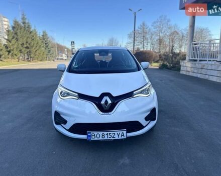 Белый Рено Зое, объемом двигателя 0 л и пробегом 83 тыс. км за 11999 $, фото 49 на Automoto.ua