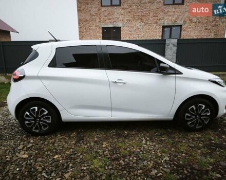 Білий Рено Зое, об'ємом двигуна 0 л та пробігом 98 тис. км за 10950 $, фото 28 на Automoto.ua