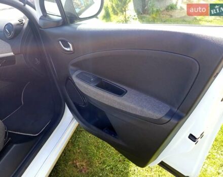 Рено Зое 2020 в Ходорів на Automoto.ua Белый Рено Зое, объемом двигателя 0 л и пробегом 46 тыс. км за 12800 $, фото 4 на Automoto.ua