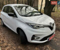 Белый Рено Зое, объемом двигателя 0 л и пробегом 52 тыс. км за 11590 $, фото 1 на Automoto.ua