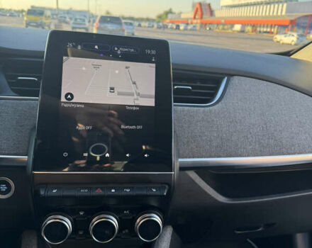 Белый Рено Зое, объемом двигателя 0 л и пробегом 74 тыс. км за 13499 $, фото 33 на Automoto.ua