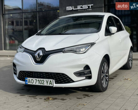 Белый Рено Зое, объемом двигателя 0 л и пробегом 106 тыс. км за 12299 $, фото 1 на Automoto.ua