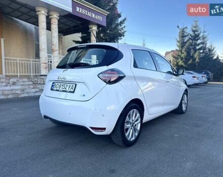 Белый Рено Зое, объемом двигателя 0 л и пробегом 83 тыс. км за 11999 $, фото 43 на Automoto.ua