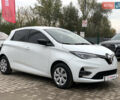 Белый Рено Зое, объемом двигателя 0 л и пробегом 25 тыс. км за 12499 $, фото 4 на Automoto.ua