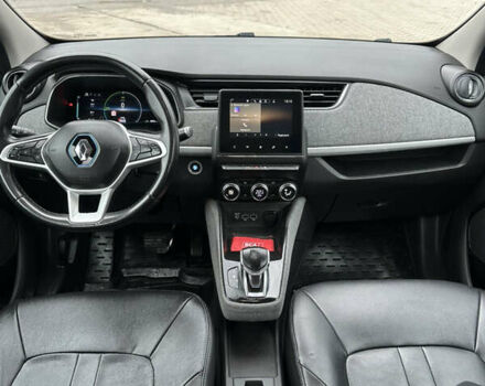 Белый Рено Зое, объемом двигателя 0 л и пробегом 88 тыс. км за 12300 $, фото 25 на Automoto.ua