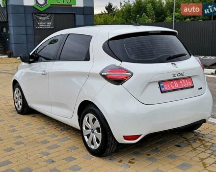 Белый Рено Зое, объемом двигателя 0 л и пробегом 72 тыс. км за 11800 $, фото 4 на Automoto.ua