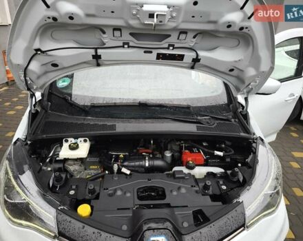 Белый Рено Зое, объемом двигателя 0 л и пробегом 59 тыс. км за 13200 $, фото 20 на Automoto.ua