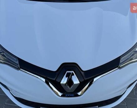 Белый Рено Зое, объемом двигателя 0 л и пробегом 124 тыс. км за 12499 $, фото 10 на Automoto.ua