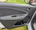 Белый Рено Зое, объемом двигателя 0 л и пробегом 56 тыс. км за 12500 $, фото 7 на Automoto.ua