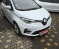 Белый Рено Зое, объемом двигателя 0 л и пробегом 59 тыс. км за 13200 $, фото 1 на Automoto.ua