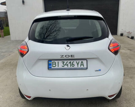 Белый Рено Зое, объемом двигателя 0 л и пробегом 94 тыс. км за 12400 $, фото 1 на Automoto.ua