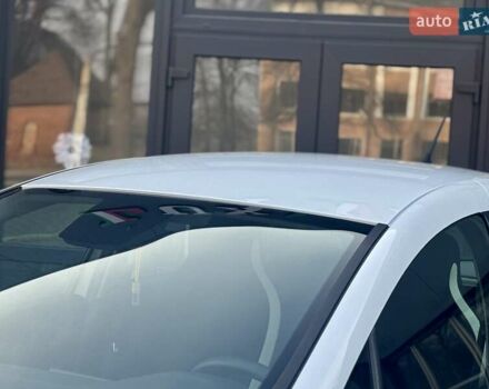 Белый Рено Зое, объемом двигателя 0 л и пробегом 86 тыс. км за 10850 $, фото 31 на Automoto.ua