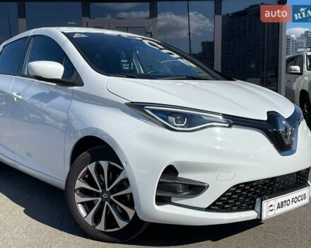 Белый Рено Зое, объемом двигателя 0 л и пробегом 217 тыс. км за 11990 $, фото 1 на Automoto.ua