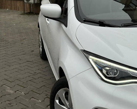 Белый Рено Зое, объемом двигателя 0 л и пробегом 31 тыс. км за 11999 $, фото 27 на Automoto.ua