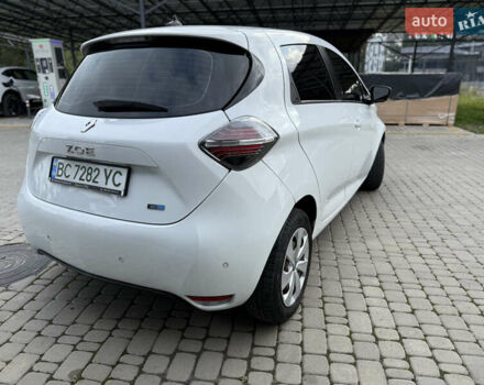 Белый Рено Зое, объемом двигателя 0 л и пробегом 36 тыс. км за 12900 $, фото 7 на Automoto.ua