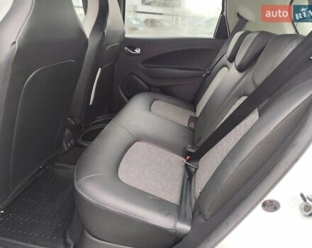 Рено Зое 2020 в Киеве на Automoto.ua Белый Рено Зое, объемом двигателя 0 л и пробегом 112 тыс. км за 13333 $, фото 33 на Automoto.ua