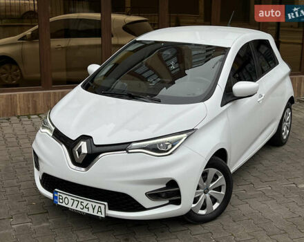 Белый Рено Зое, объемом двигателя 0 л и пробегом 31 тыс. км за 11999 $, фото 7 на Automoto.ua
