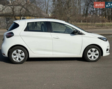 Білий Рено Зое, об'ємом двигуна 0 л та пробігом 170 тис. км за 9999 $, фото 7 на Automoto.ua