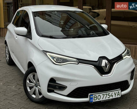 Белый Рено Зое, объемом двигателя 0 л и пробегом 31 тыс. км за 11999 $, фото 29 на Automoto.ua