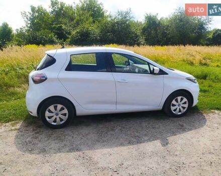 Белый Рено Зое, объемом двигателя 0 л и пробегом 24 тыс. км за 12700 $, фото 21 на Automoto.ua