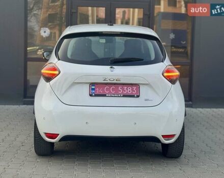 Белый Рено Зое, объемом двигателя 0 л и пробегом 86 тыс. км за 10850 $, фото 56 на Automoto.ua
